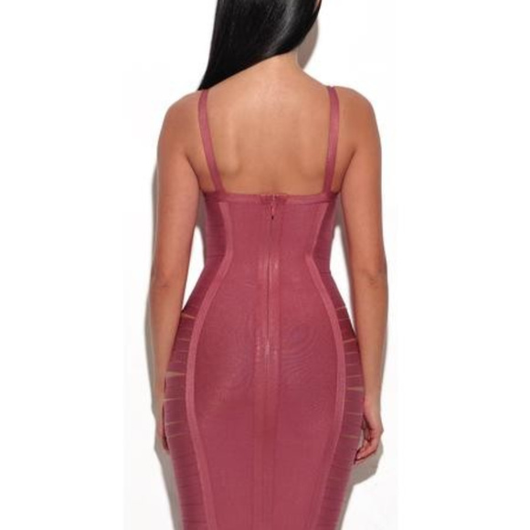 Cut Out Hip Detail Bandage Dress - Picture 3 of 4